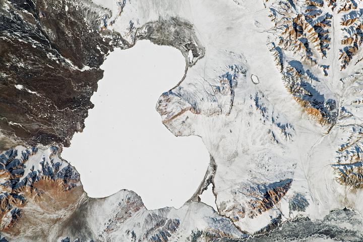Lake Achit in western Mongolia
