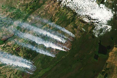 argentinafires_oli2_2023050_lrg3.jpg