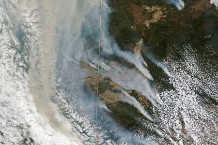 2023/05/canadafires_tmo_2023126_lrg.jpg