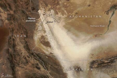 2023/09/iran_duststorm_vir_2023265.jpg