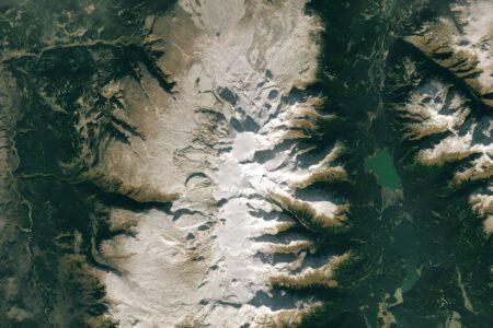 Snowshoe-Lava-Field.jpg