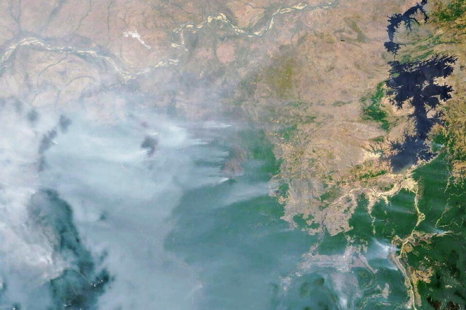 Smoke hovers over Venezuela during intense fire season