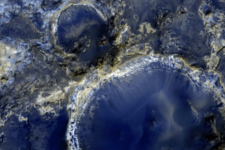 2024/06/Metallic_Mars_pillars5_copy_1440x8252.png