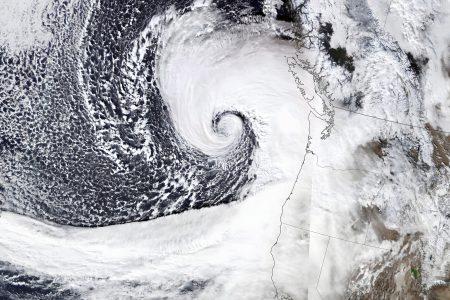 2024/11/Bomb-cyclone.jpg