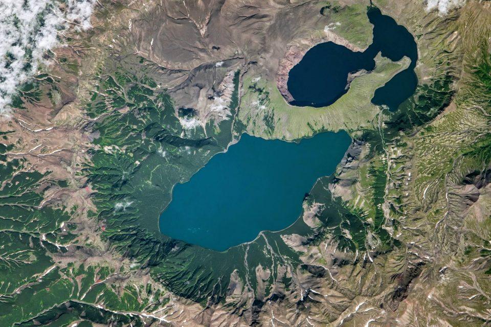 Ksudach: A volcano shaped by explosive forces