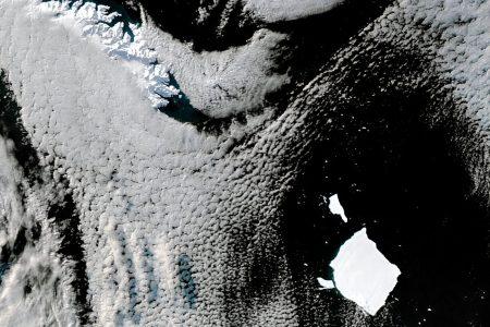 2025/08/iceberg-A-23a-.jpg