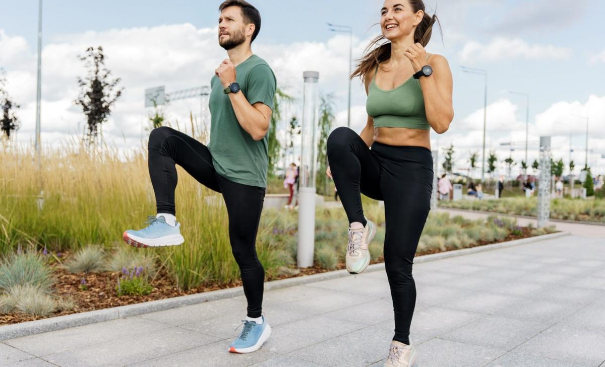 How human hips evolved for walking on two legs