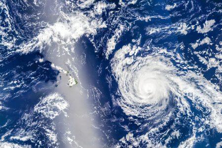 2025/09/Hurricane-Kiko2.jpg